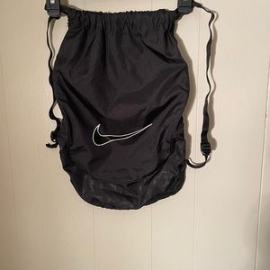 Nike cinch bag